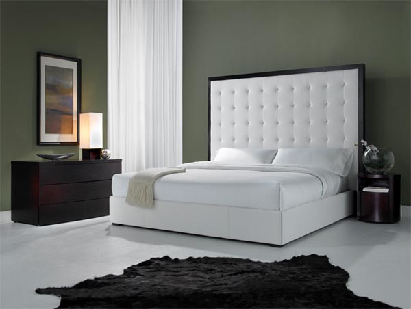 Black and White Bedroom Sets